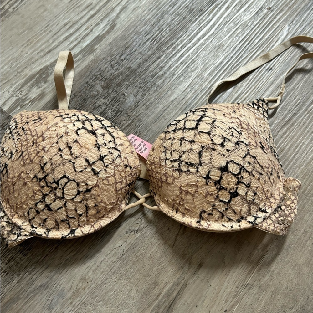 YMI tan bra